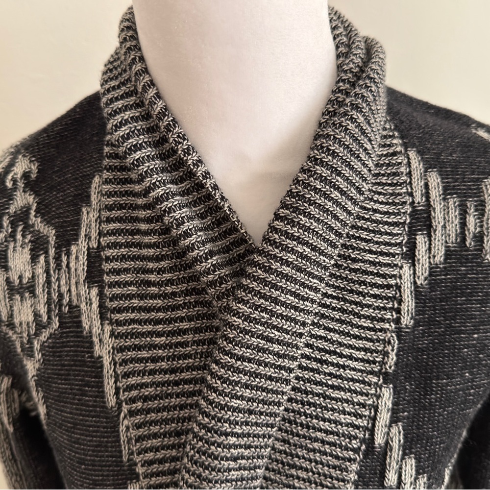 Anthropologie + Ecote Women’s Sweater iGray/ Black Ikat. Open Cardigan- Small - Picture 6 of 13